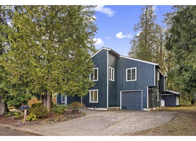 Property at 68284 E Twinberry Loop, Welches, OR 97067, 4 beds, 2 baths