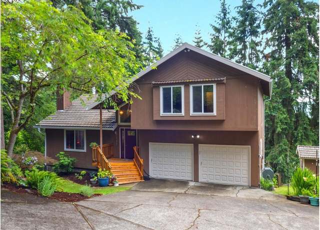 Property at 4415 Poplar Way, Longview, WA 98632, 5 beds, 3.5 baths