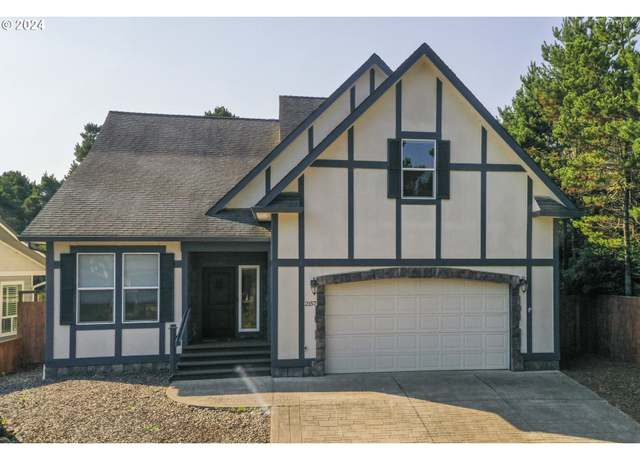 Property at 2157 Royal Saint Georges Dr, Florence, OR 97439, 3 beds, 2.5 baths