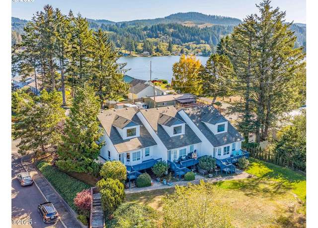 Property at 3979 3989 NE Johns Avenue 3999 Ave, Neotsu, OR 97364, 9 beds, 6 baths