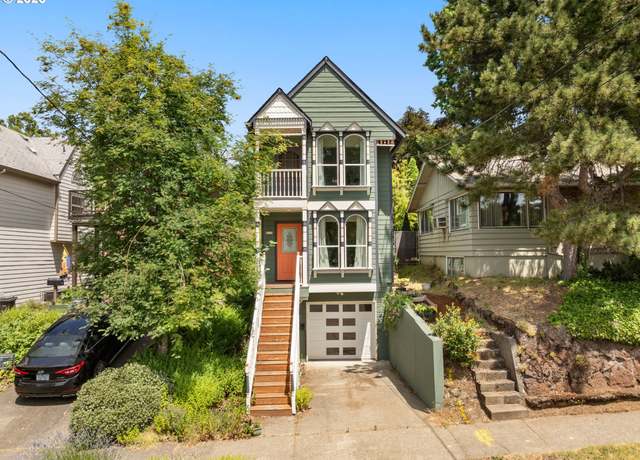 Property at 4113 SE Rural St, Portland, OR 97202, 3 beds, 2.5 baths