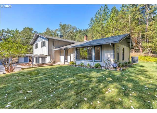 Property at 3755 Hosmer Ln, Gold Hill, OR 97525, 3 beds, 3 baths