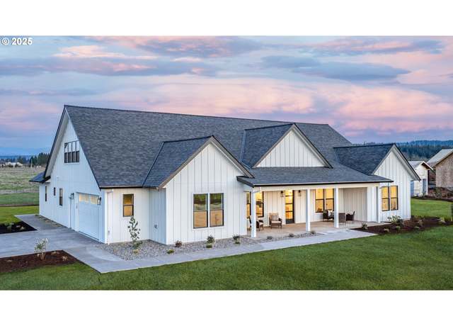 Property at 14900 S Herman Rd, Molalla, OR 97038, 5 beds, 3.5 baths
