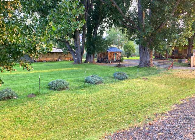 Property at 51257 Hwy 26, Mount Vernon, OR 97865, 2 beds, 1 bath