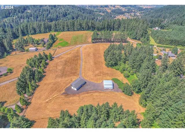 Property at 10580 SE Schacht Rd, Damascus, OR 97089, 3 beds, 2 baths