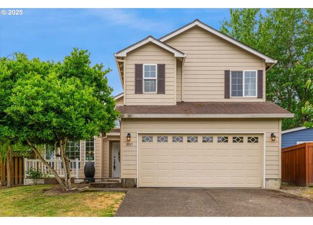 Property at 1957 SE 75th Ct, Hillsboro, OR 97123, 3 beds, 2.5 baths