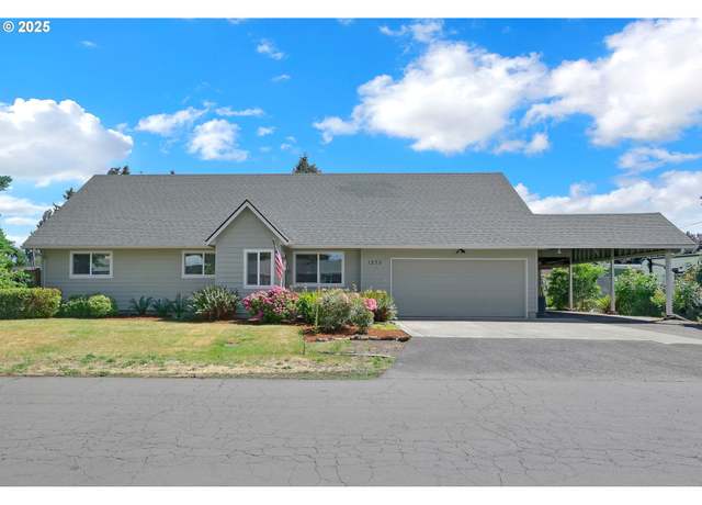 Property at 1275 Island St, Springfield, OR 97477, 4 beds, 2.5 baths