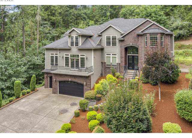Property at 15119 S Hoffman Rd, Oregon City, OR 97045, 4 beds, 4 baths