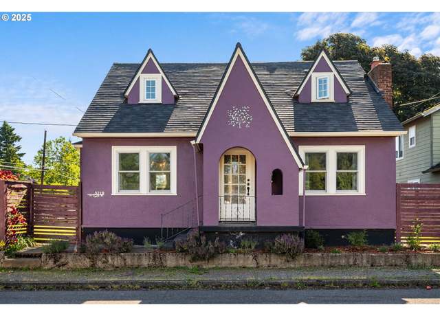 Property at 3710 SE 86th Ave, Portland, OR 97266, 3 beds, 2 baths