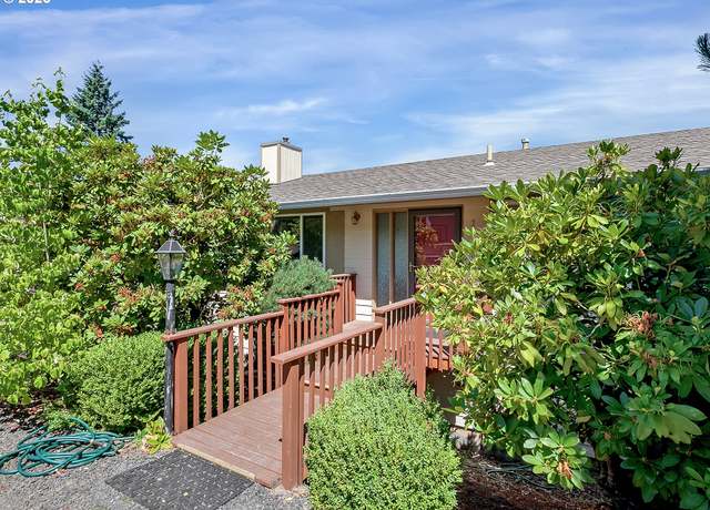 Property at 22805 SW Highland Dr, Sherwood, OR 97140, 3 beds, 2 baths