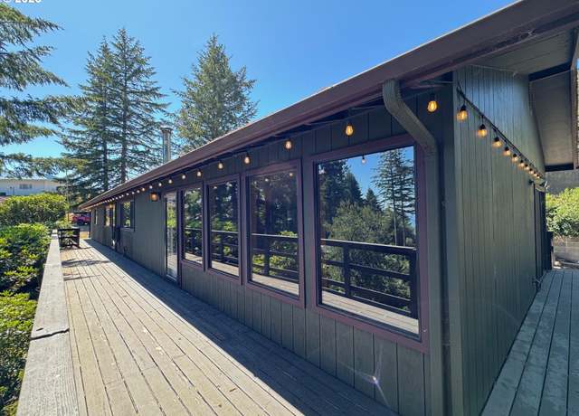 Property at 16945 Pacific View Dr, Brookings, OR 97415, 2 beds, 2 baths