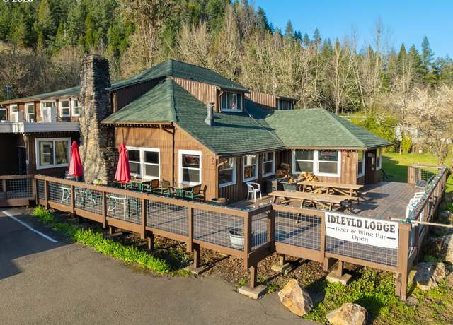 Property at 23834 N Umpqua Hwy, Idleyld Park, OR 97447, 11 beds, 7.5 baths