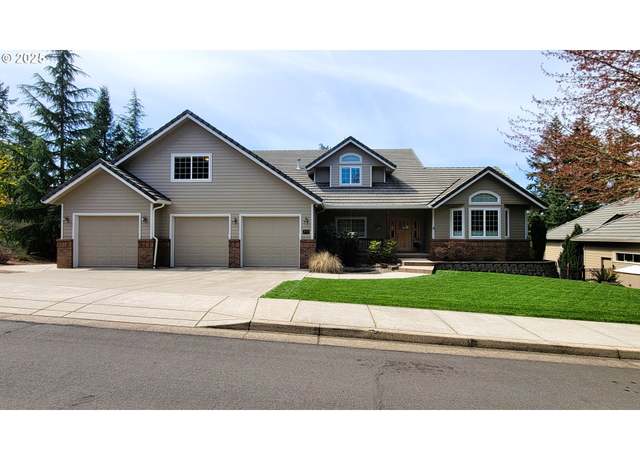 Property at 3023 Skyview Ln, Eugene, OR 97405, 4 beds, 2.5 baths
