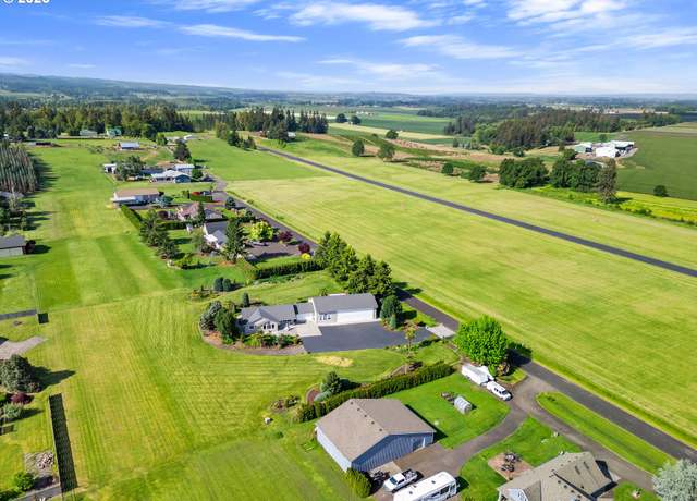 Property at 31800 S Goodtime Rd, Molalla, OR 97038, 3 beds, 2 baths