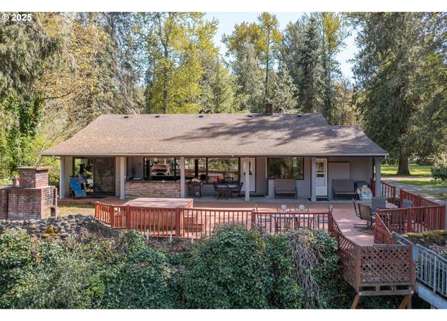 Property at 18347 S Winnifred Ave, Molalla, OR 97038, 3 beds, 2 baths