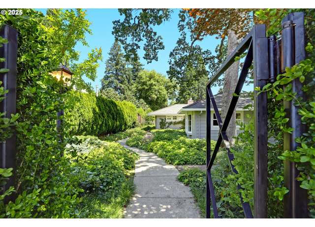 Property at 3840 SW 75th Ave, Portland, OR 97225, 3 beds, 3.5 baths