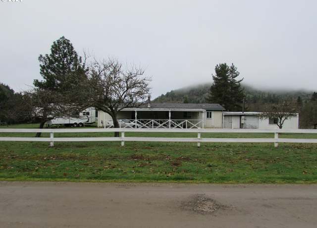 Property at 449 Evergreen Ridge Rd, Riddle, OR 97469, 3 beds, 2 baths