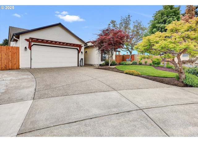 Property at 1366 SE 73rd Ct, Hillsboro, OR 97123, 3 beds, 2 baths
