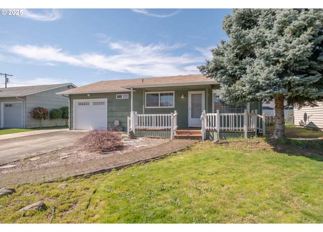 Property at 1685 Umpqua Rd, Woodburn, OR 97071, 2 beds, 2 baths