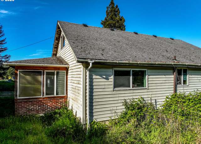 Property at 62361 Olive Barber Rd, Coos Bay, OR 97420, 4 beds, 1 bath