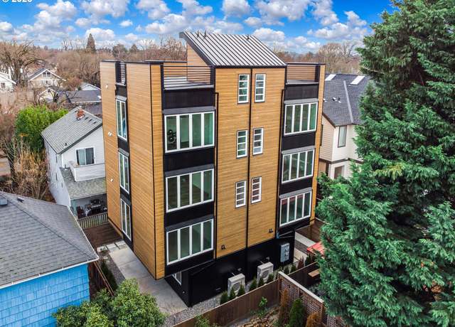 Property at 2135 SE 12th Ave, Portland, OR 97214, 4 beds, 6 baths