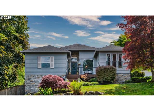 Property at 3803 NW 136th Cir, Vancouver, WA 98685, 4 beds, 2.5 baths