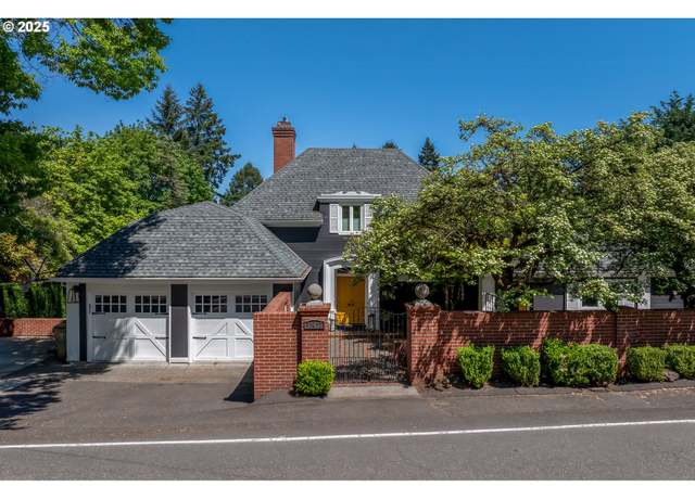Property at 11422 S Breyman Ave, Portland, OR 97219, 5 beds, 3.5 baths