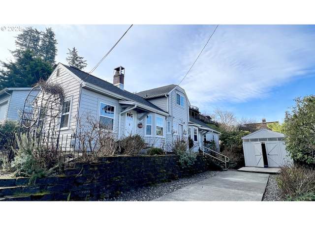 Property at 1125 16th St, Astoria, OR 97103, 2 beds, 2 baths