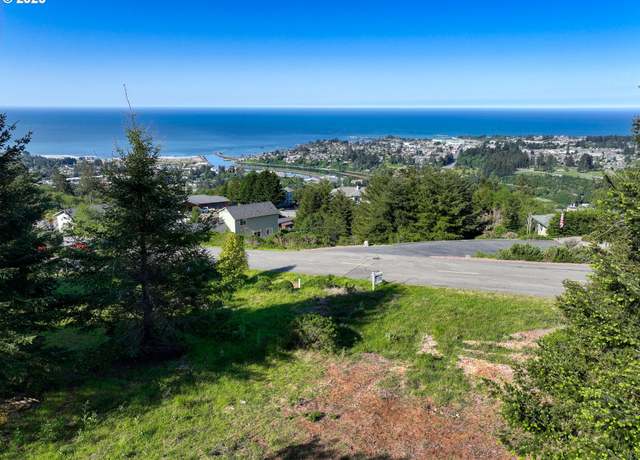 Property at 98007 Crown Ter #7, Brookings, OR 97415