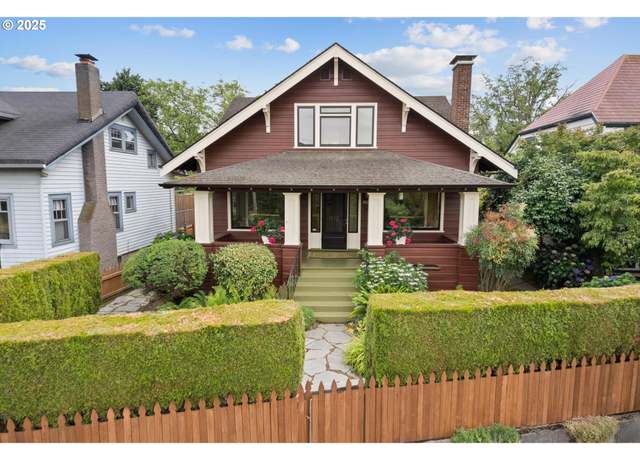 Property at 936 SE Sellwood Blvd, Portland, OR 97202, 5 beds, 2 baths