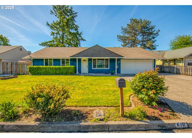 Property at 610 NE 22nd St, Gresham, OR 97030, 3 beds, 2 baths