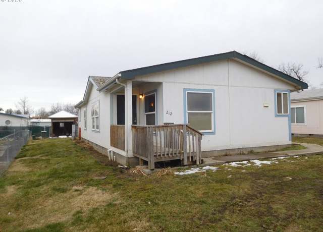Property at 212 E Washington St, Athena, OR 97813, 3 beds, 2 baths
