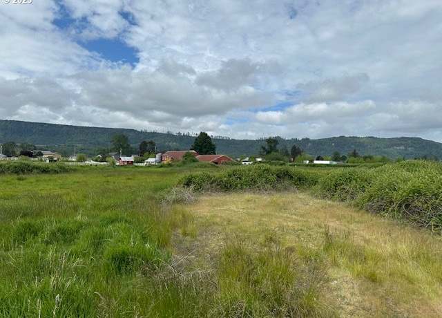 Property at 2 Springer St, Cathlamet, WA 98612