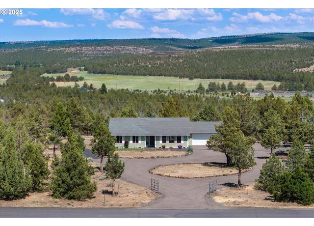 Property at 11518 SE View Top Ln, Prineville, OR 97754, 3 beds, 2 baths