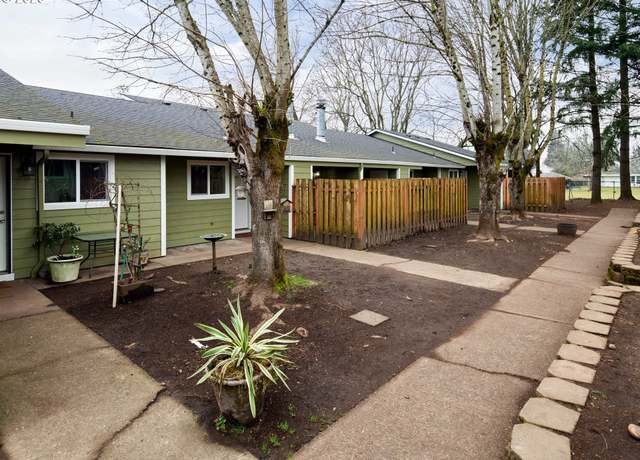 Property at 9001 SE Clackamas Rd, Clackamas, OR 97015, 10 beds, 6 baths