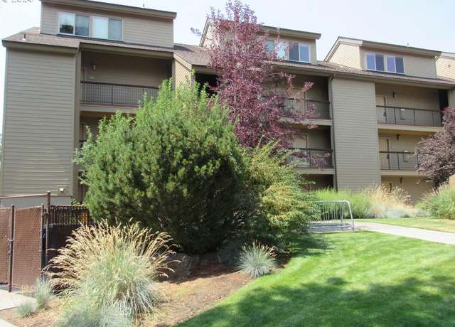 Property at 18575 SW Century Dr Unit 1721&22, Bend, OR 97702, 1 bed, 2 baths