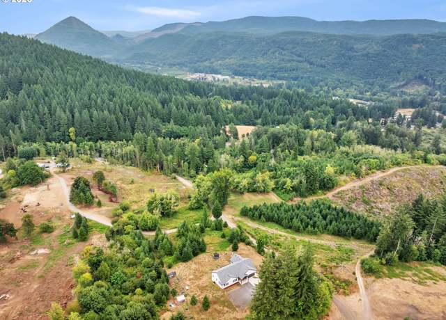 Property at 28024 NE 433rd St, Amboy, WA 98601, 4 beds, 2.5 baths