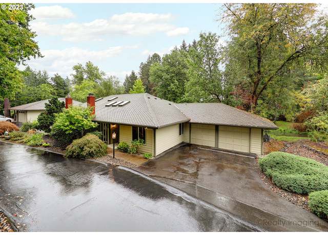 Photo of 15148 SW New Plymouth Ln, Beaverton, OR 97007
