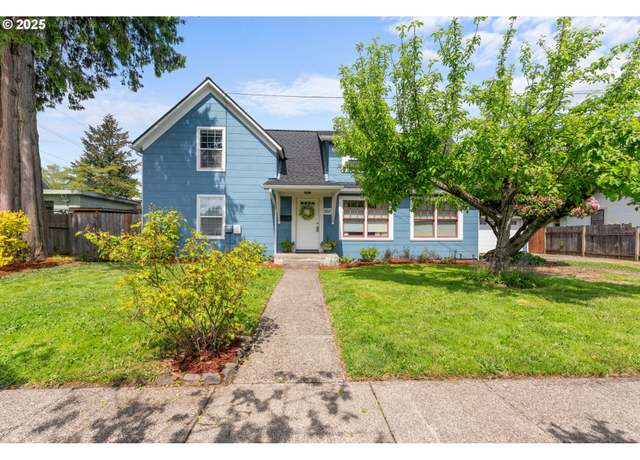 Property at 2019 C St, Washougal, WA 98671, 4 beds, 2 baths