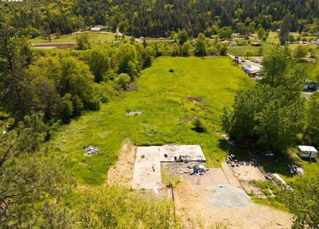 Property at 351 Pickett Ln, Canyonville, OR 97417