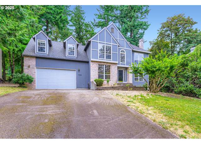 Property at 11425 SW Oak Creek Dr, Portland, OR 97219, 4 beds, 2.5 baths