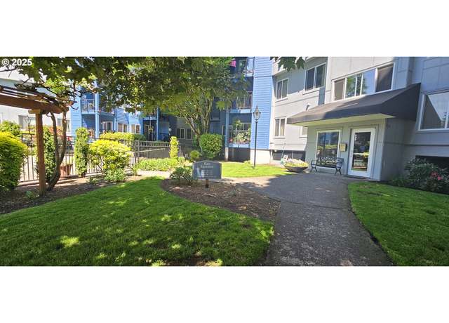 Property at 8720 SW Tualatin Rd #201, Tualatin, OR 97062, 2 beds, 2 baths