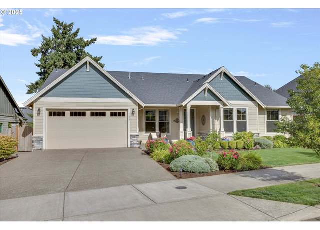 Property at 1654 N Plum Ct, Canby, OR 97013, 4 beds, 2.5 baths