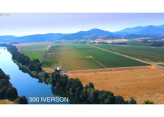 Property at 300 Iverson Rd, Umpqua, OR 97486