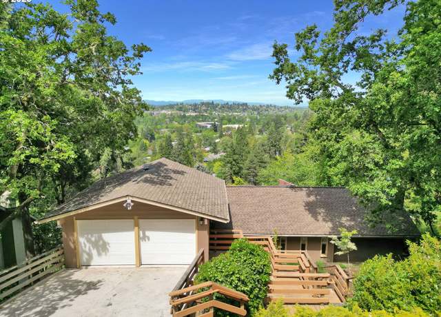 Property at 3620 University St, Eugene, OR 97405, 3 beds, 3 baths