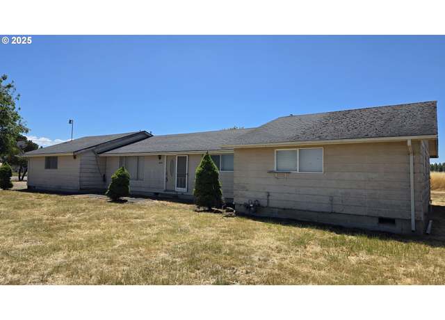 Property at 29334 Meadowview Rd, Junction City, OR 97448, 4 beds, 2 baths