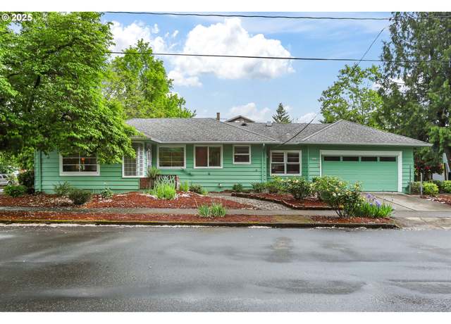 Property at 4425 N Winchell St, Portland, OR 97203, 3 beds, 2 baths