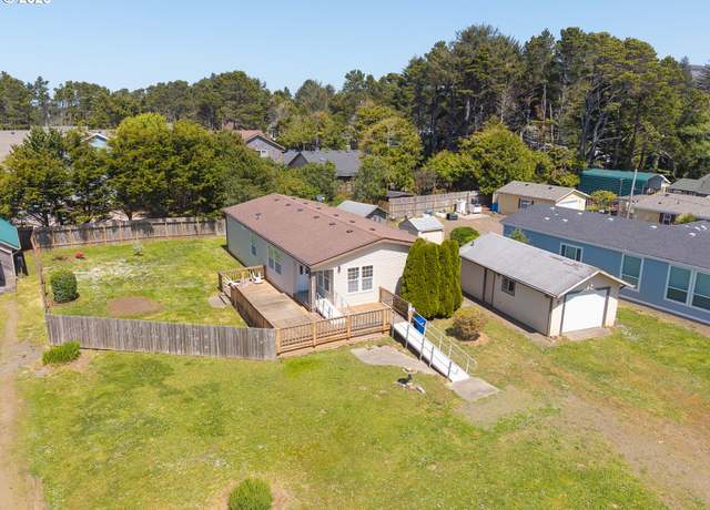 Property at 105 Breeze St, Depoe Bay, OR 97341, 3 beds, 2 baths