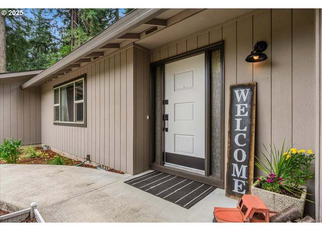 Property at 15323 SE Fairoaks Ave, Milwaukie, OR 97267, 3 beds, 2 baths