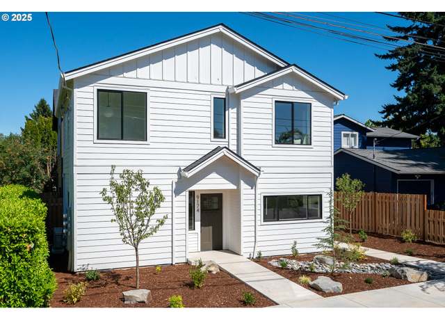 Property at 9174 N Berkeley Ave, Portland, OR 97203, 3 beds, 2.5 baths